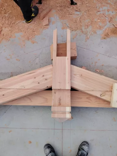 Fabrication et pose d'une charpente traditionnel , Les Abrets en Dauphiné, Vincent Decoux